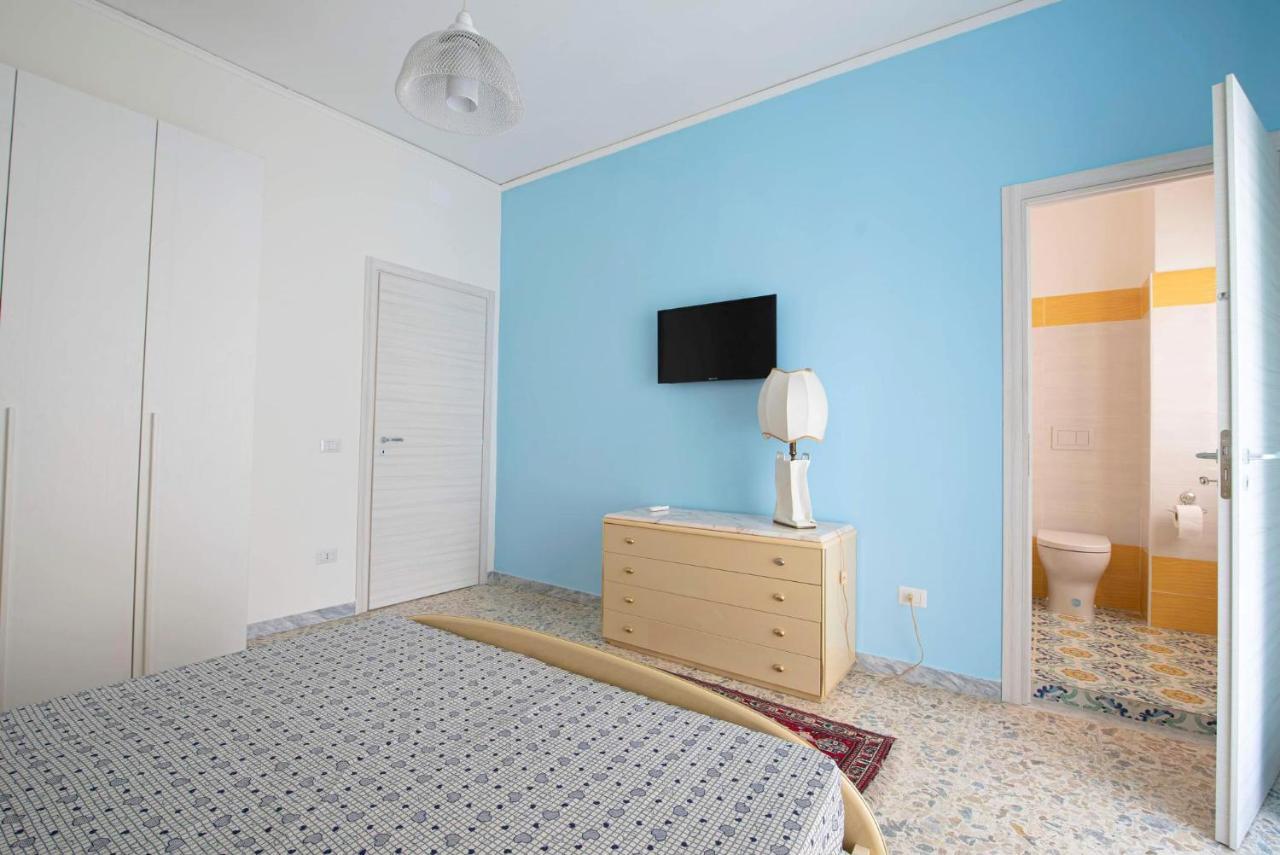 Vomero Cilea House With Balcony Neapel Exterior foto