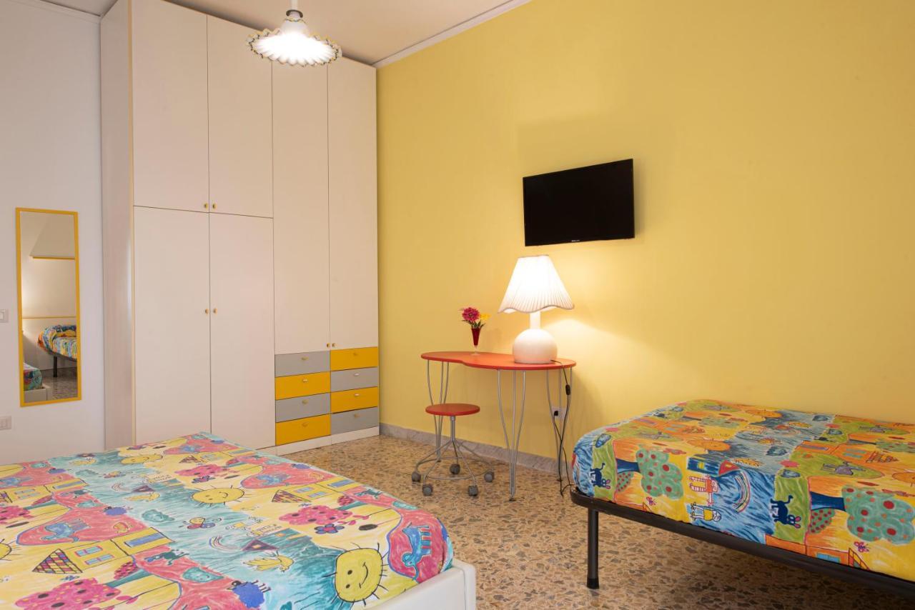 Vomero Cilea House With Balcony Neapel Exterior foto